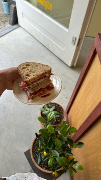 2024-06/the-hague-s-finest-bodegon-4